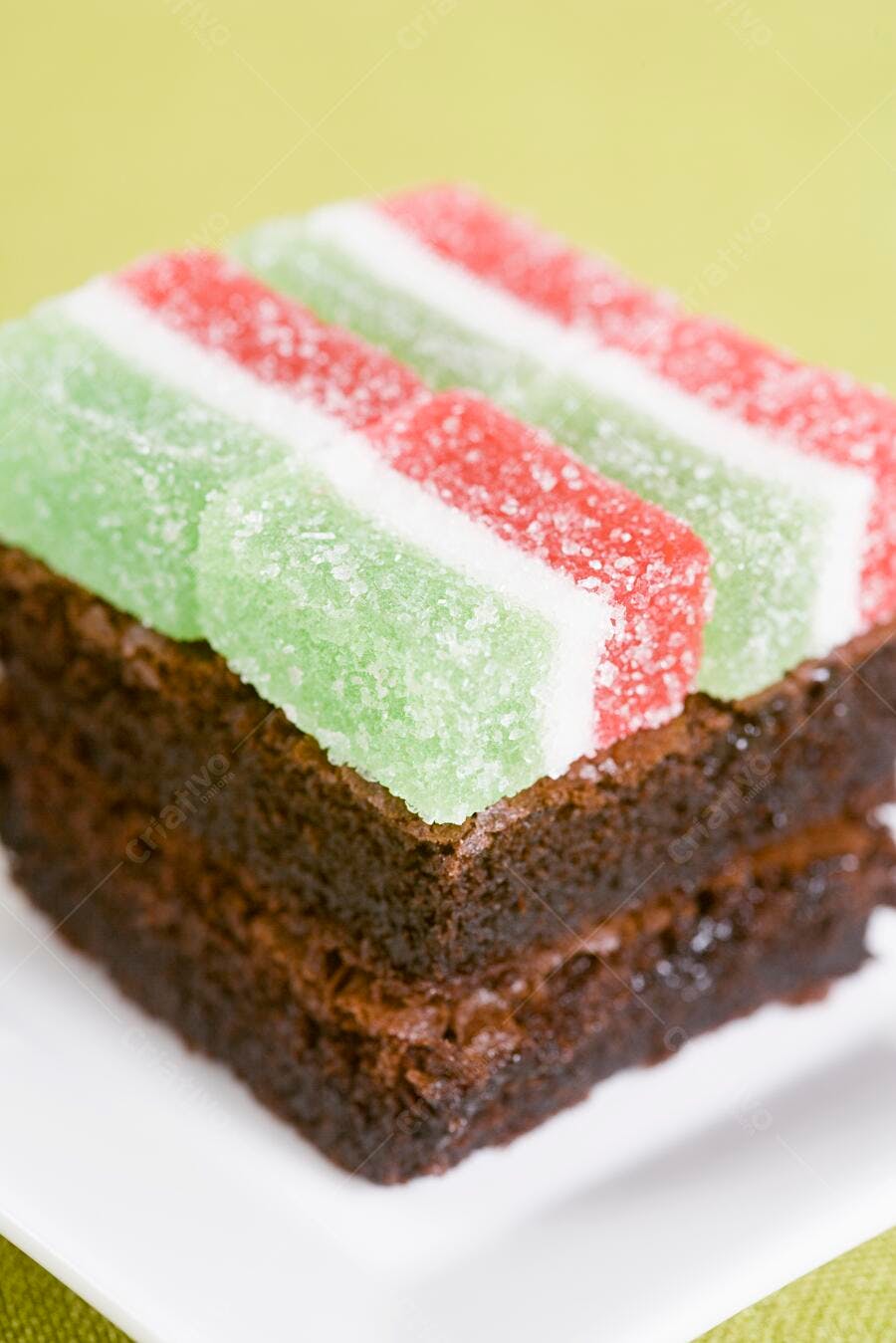 Brownie com Geleia Verde e Vermelha