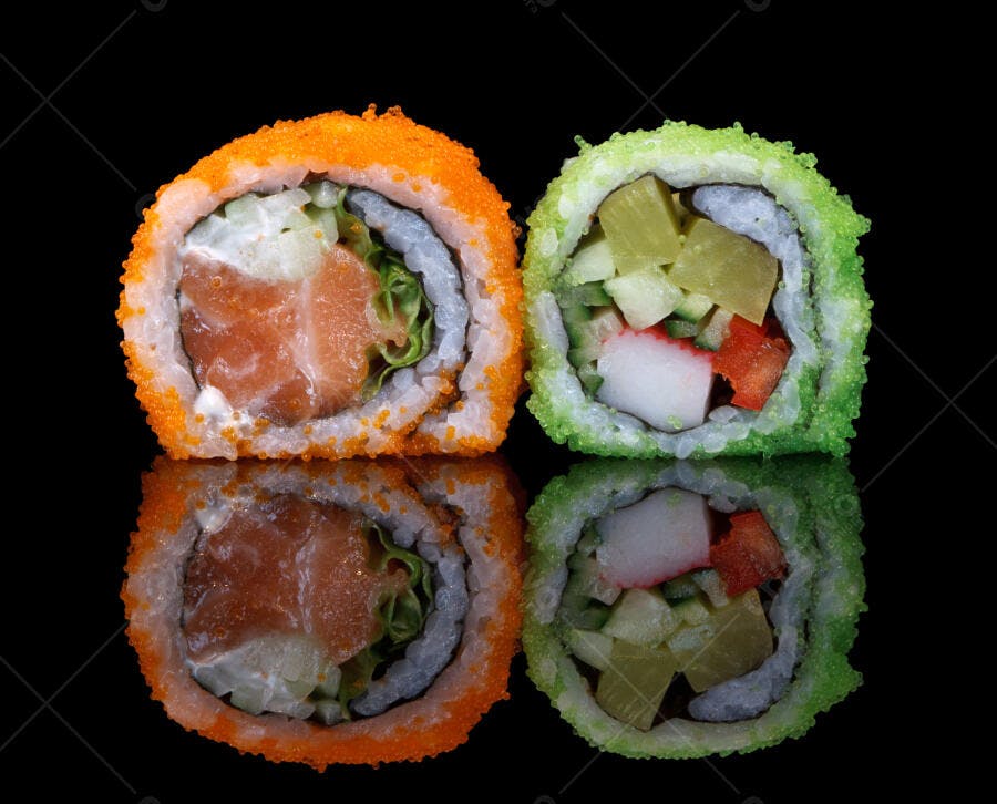 Uramaki de Salmão e Vegetariano