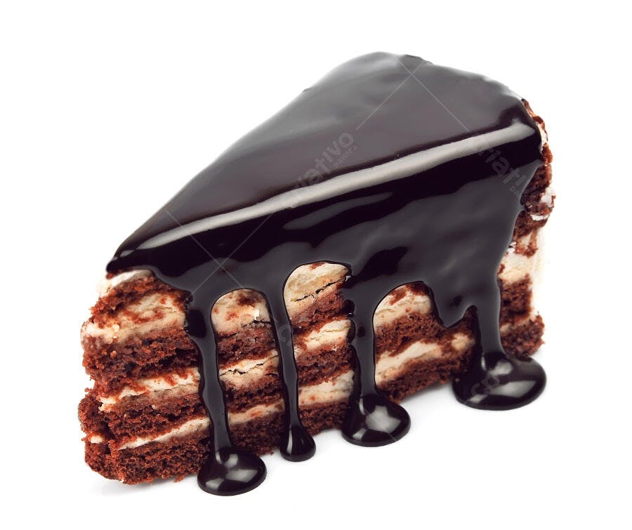 Fatia de bolo de chocolate com cobertura