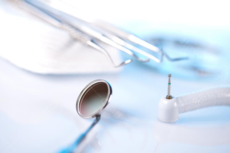 Instrumentos Odontológicos em Consultório