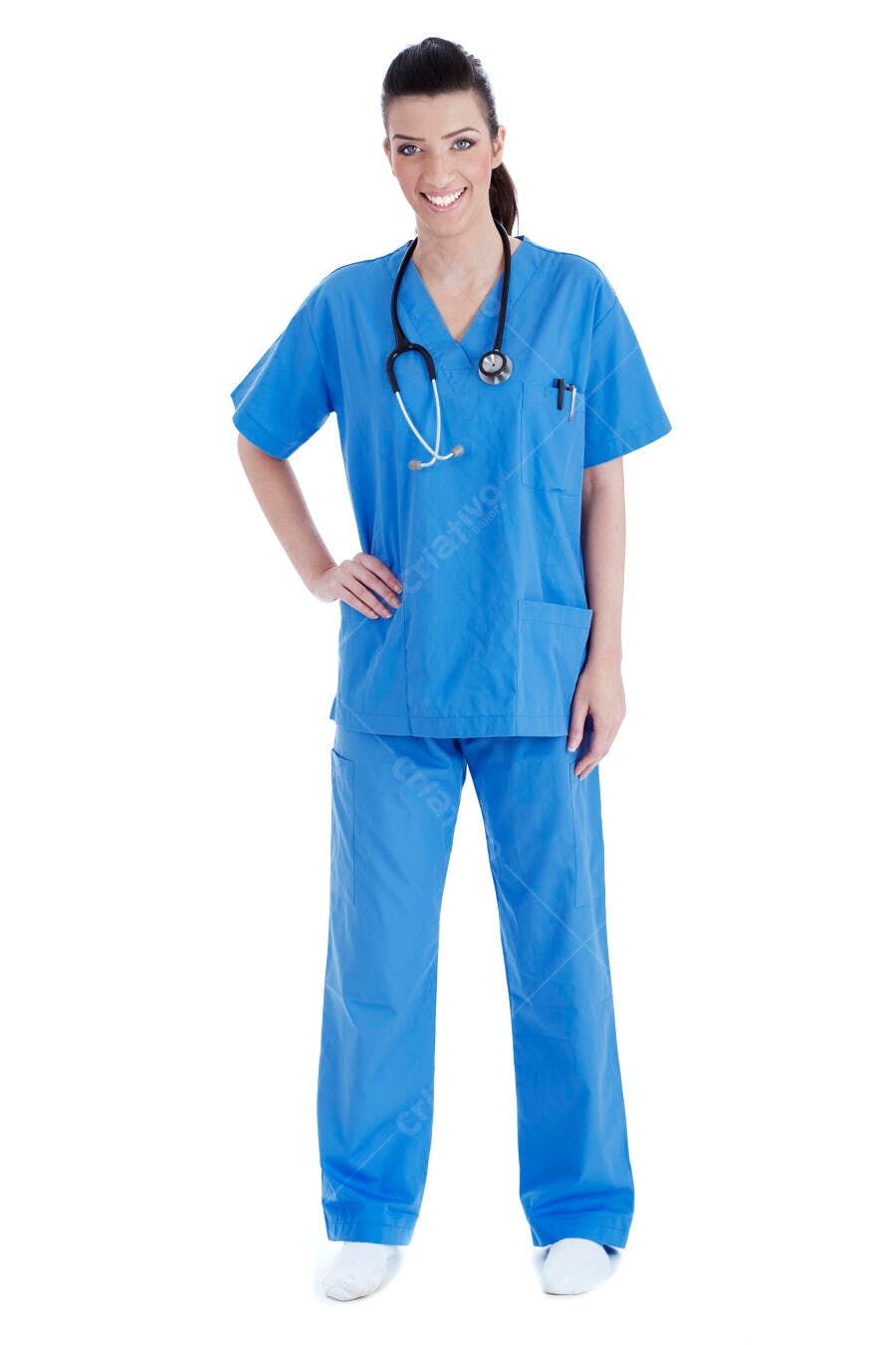 Enfermeira sorridente uniforme azul