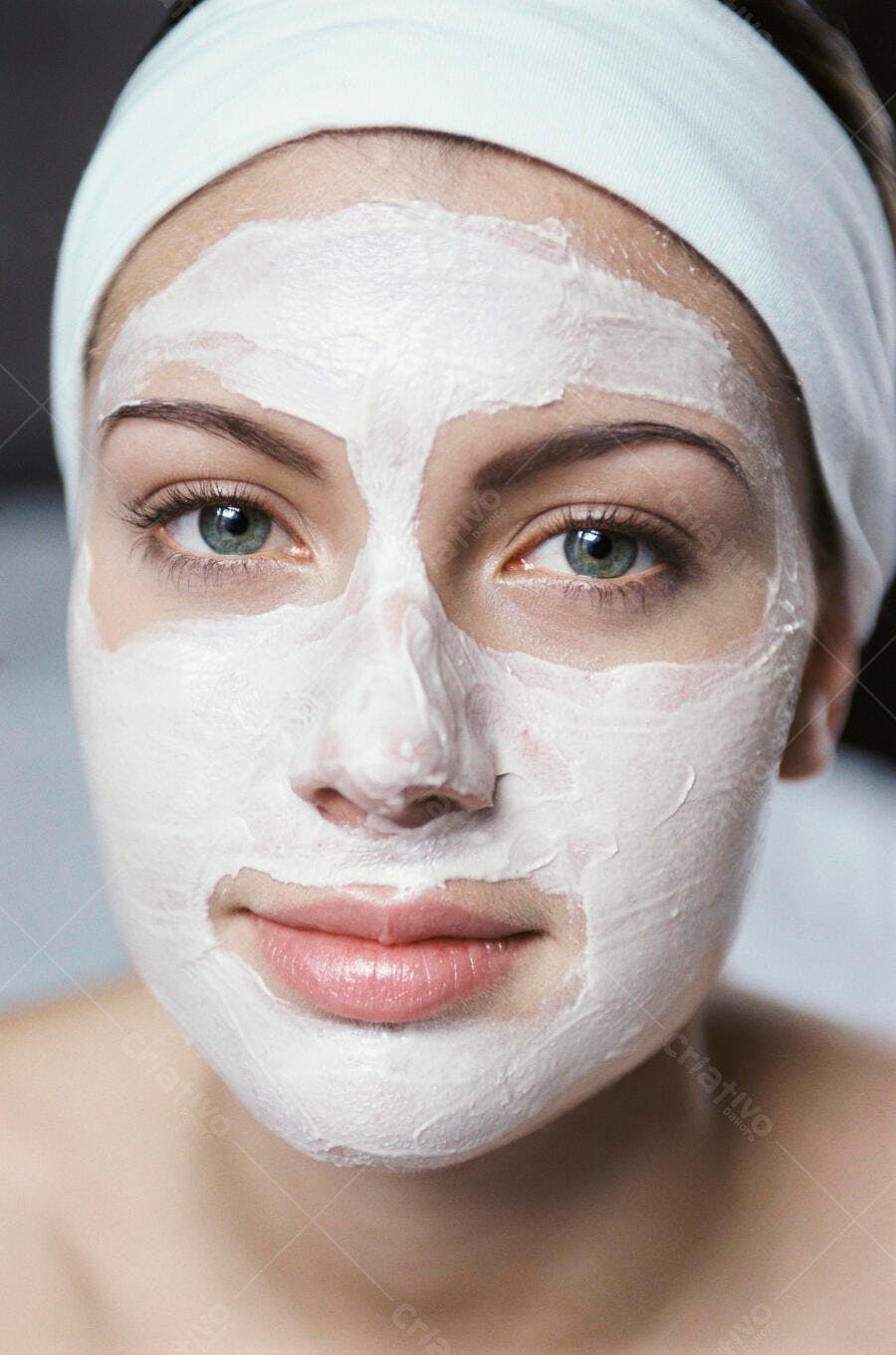 Máscara facial mulher pele clara