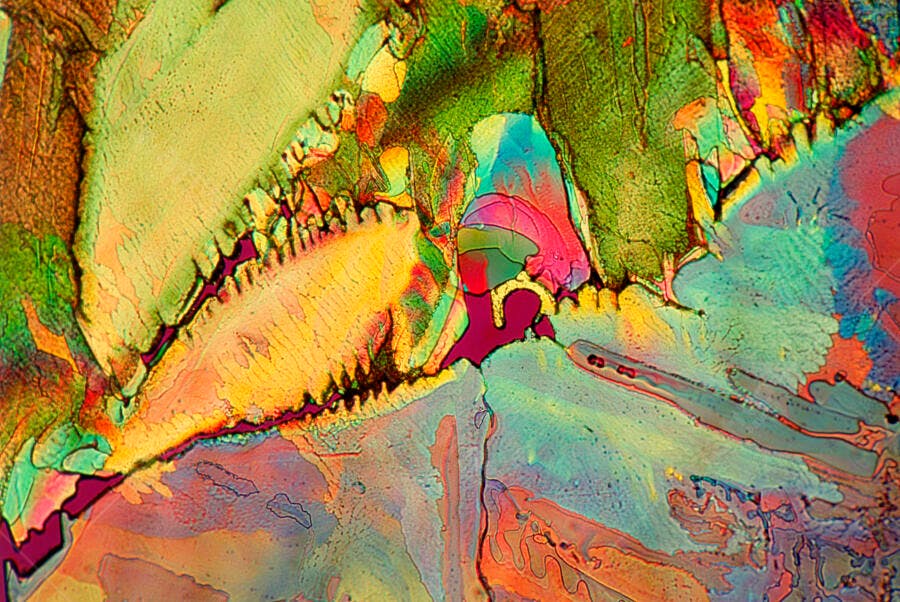 Cristais Microscópicos Coloridos
