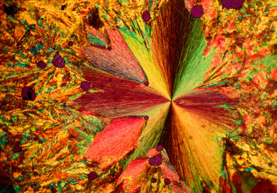 Cristais microscópicos cores vibrantes