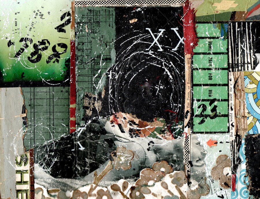 Colagem Abstrata com Tons Escuros e Verdes