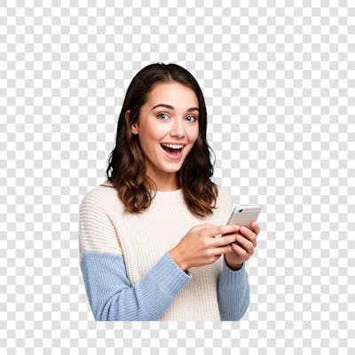 Uma jovem mulher caucasiana com expressão alegre surpresa segurando um smartphone