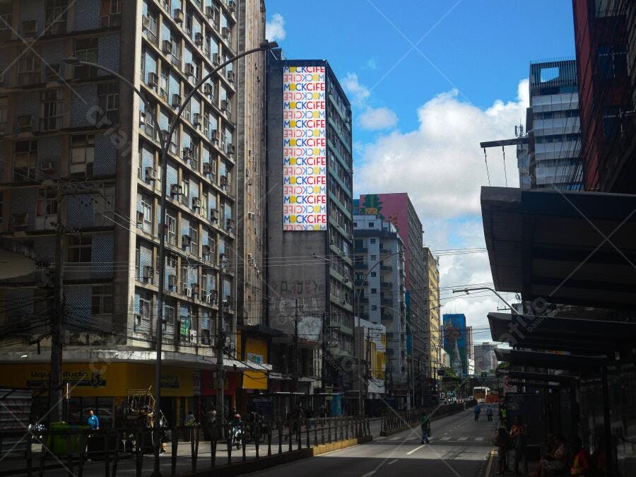 Mockup de Outdoor para Cidade Grande PSD Editável