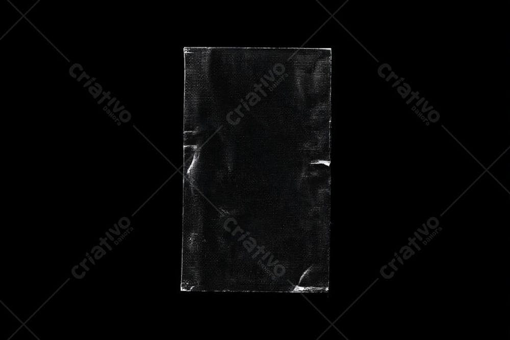 Overlay de plástico sobre fundo escuro