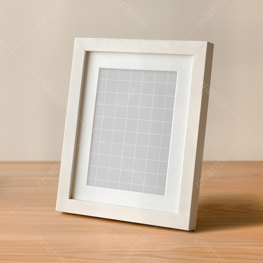 Mockup de Moldura Branca Minimalista em Mesa de Madeira