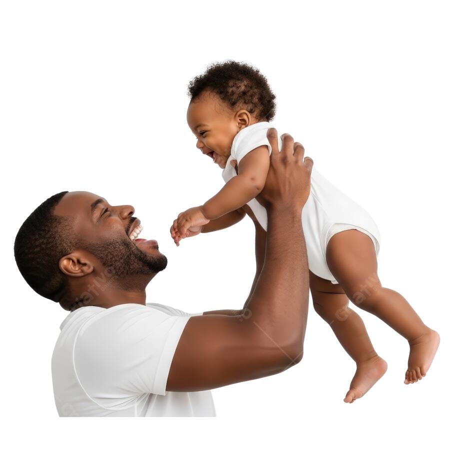Pai negro brincando com bebê alegre