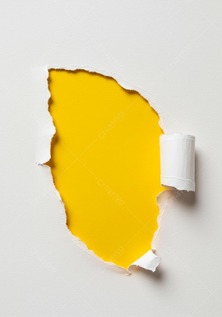 Papel rasgado revelando fundo amarelo