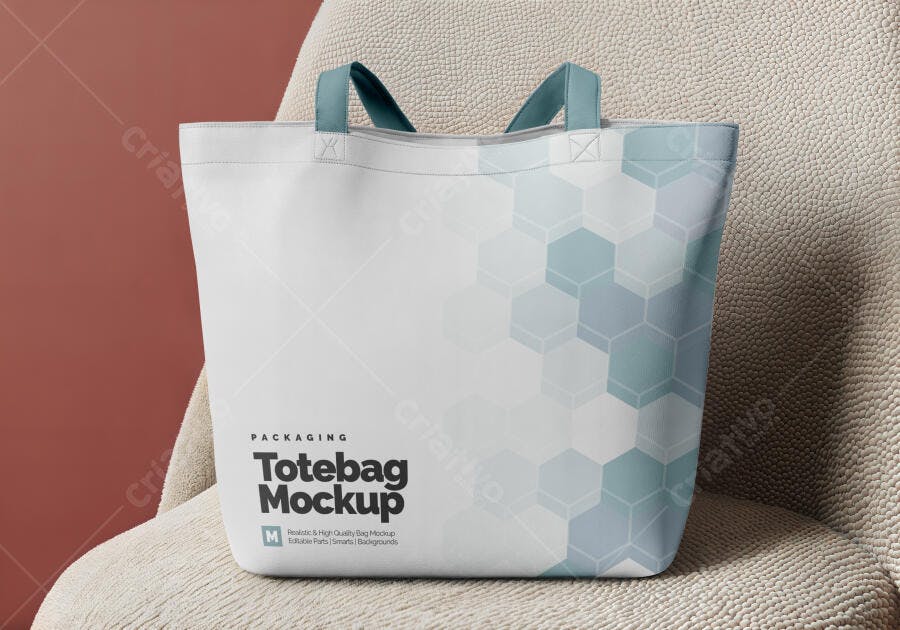 Mockup Bolsa Totebag Geométrica Azul e Bege - Design Moderno
