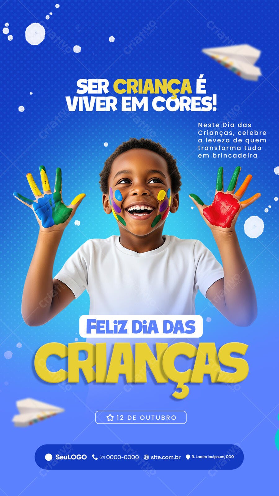 Flyer Dia das Crianças Menino Negro Mãos Pintadas Fundo Azul PSD Editável