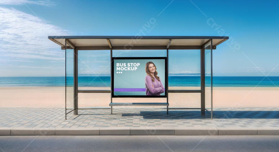 Mockup Realista de Ponto de Ônibus na Praia com Painel Digital e Mulher Jovem