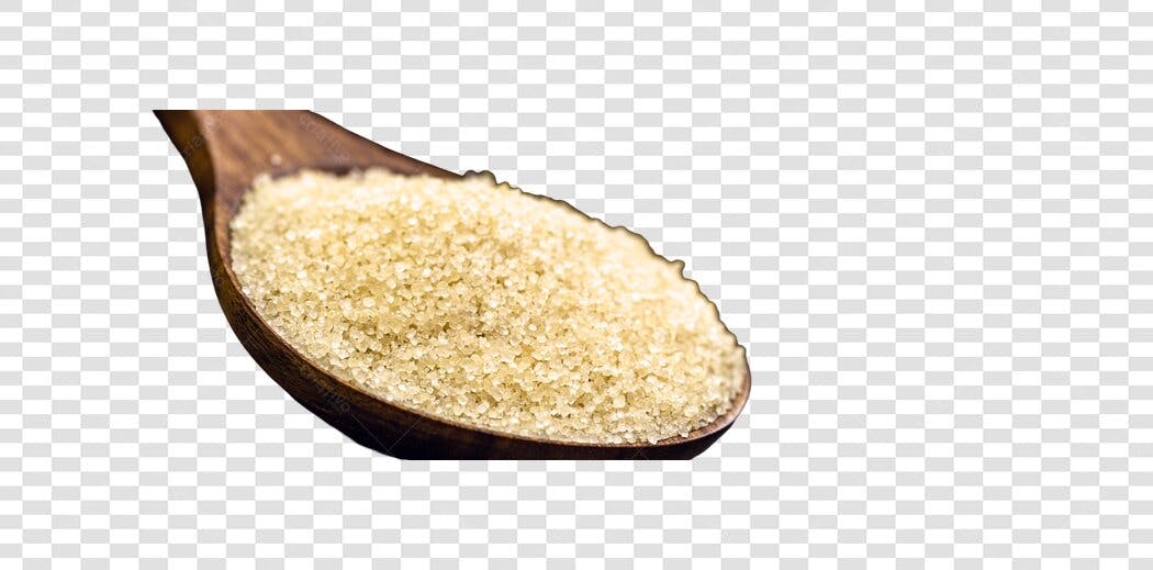 Colher de madeira com açúcar mascavo para culinária PNG com fundo transparente