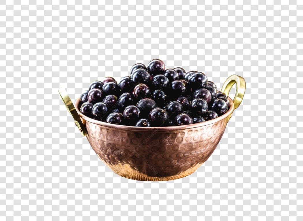 Frutas Jabuticabas Frescas em Tigela de Cobre PNG com Fundo Transparente