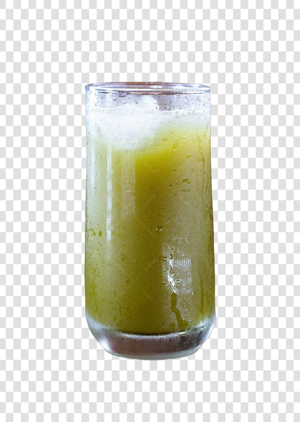 Copo de Suco verde limão com gelo bebida refrescante saudável PNG com fundo transparente