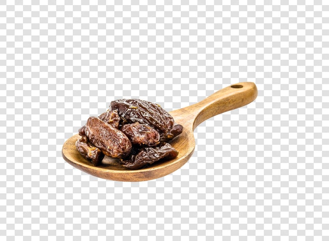 Foto de Produto Tâmaras Secas em Colher de Madeira PNG com fundo transparente