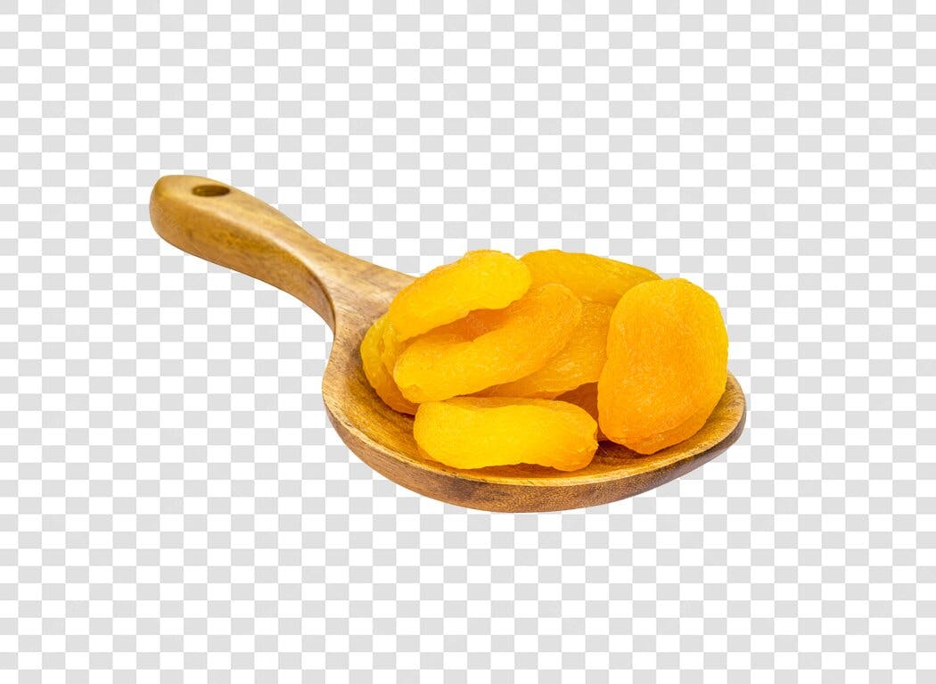 Alimento Damascos Secos em Colher de Madeira Laranja PNG com fundo transparente