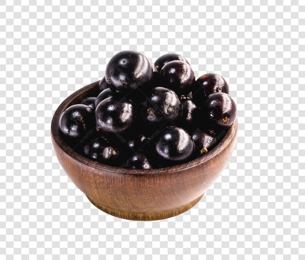Imagem de Jabuticabas frescas em tigela de madeira PNG com fundo transparente