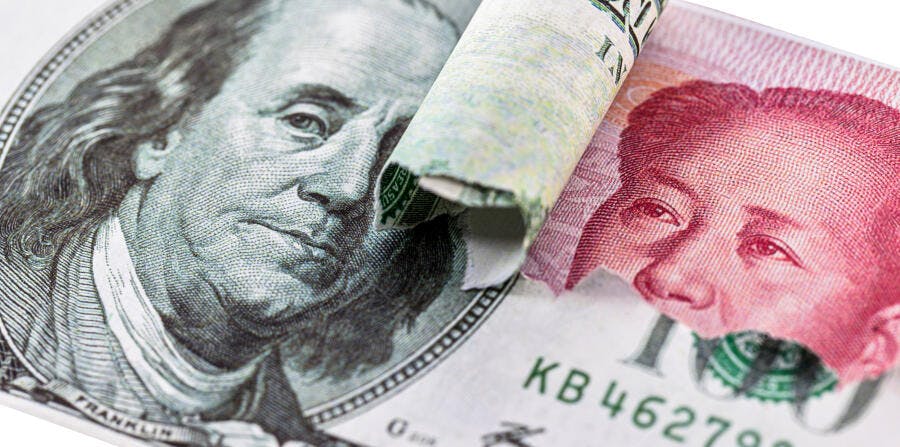 Dólar americano e Yuan chinês em comparação financeira