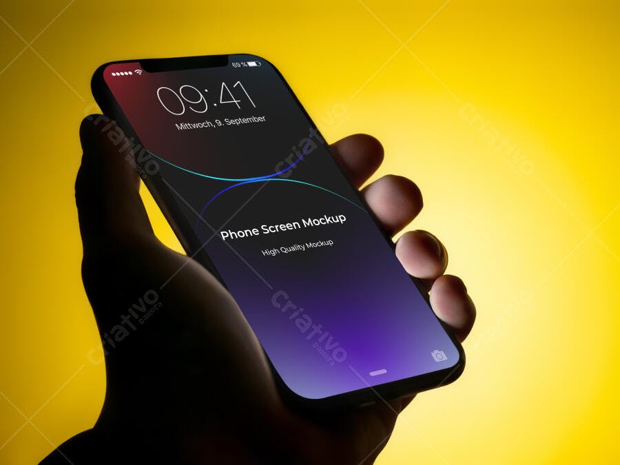 Mockup Realista Smartphone Tela na Mão com Fundo Amarelo Vibrante para Apps