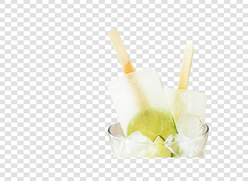 Picolés de Limão Gelados para Verão com Gelo e Rodelas PNG com fundo transparente