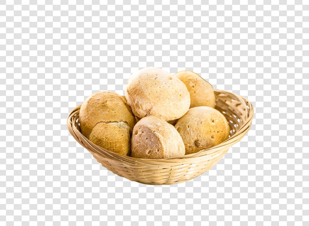 Imagem Pães Frescos em Cesta de Vime Dourados PNG com fundo transparente
