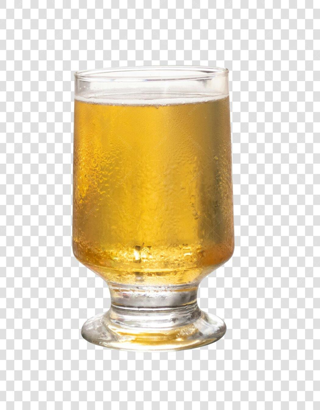 Copo de Cerveja Gelada Dourada para Happy Hour Verão PNG com fundo transparente