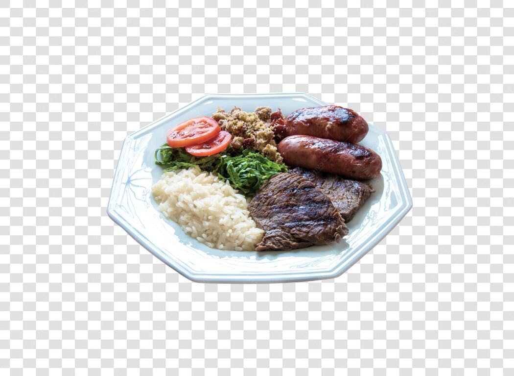 Prato de churrasco com bife linguiça arroz farofa salada PNG com fundo transparente