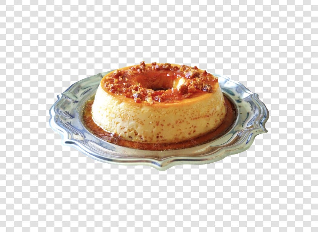Pudim de Caramelo e Crocante em Prato Prateado PNG com Fundo Transparente