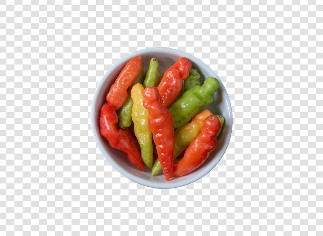 Elemento culinário pimentas coloridas em tigela PNG com fundo transparente