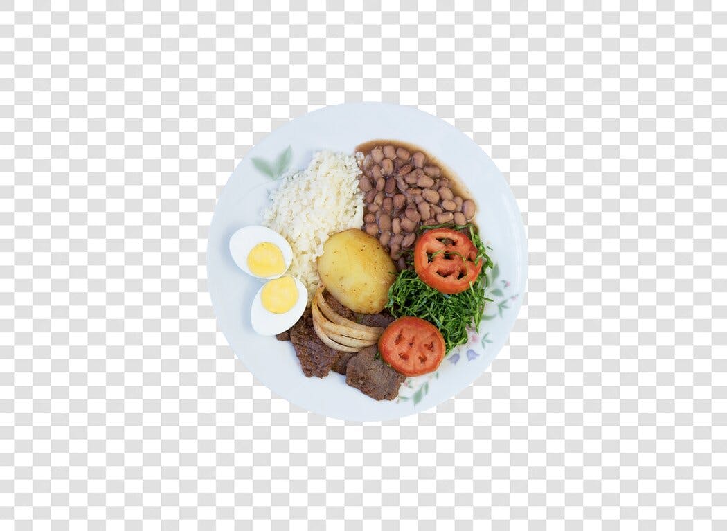 Prato de Comida Completa Arroz Feijão Bife Salada Ovos Cozidos PNG com fundo transparente