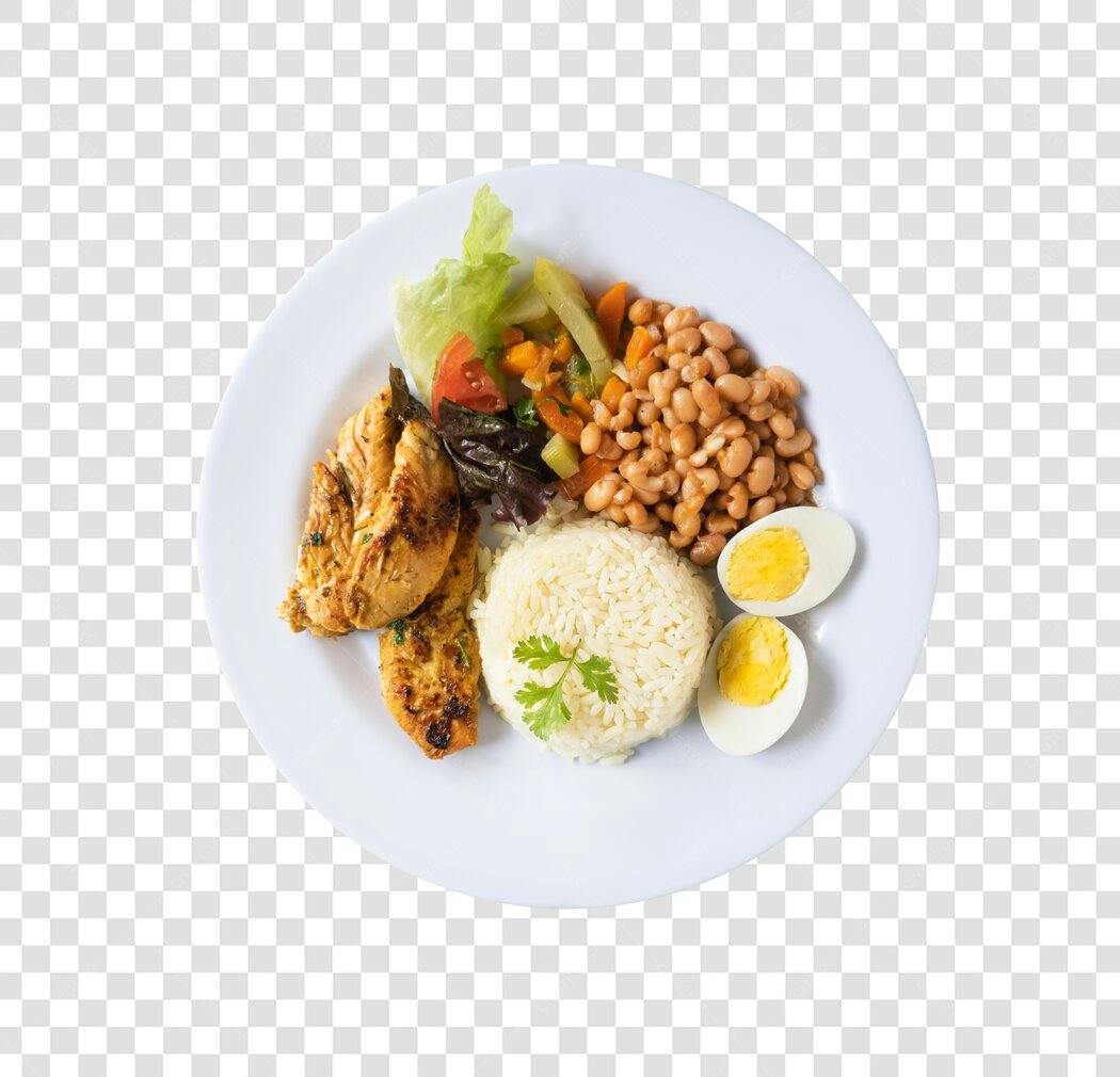 Prato de Refeição Saudável com Frango Grelhado Arroz Feijão Ovos e Salada PNG com fundo transparente