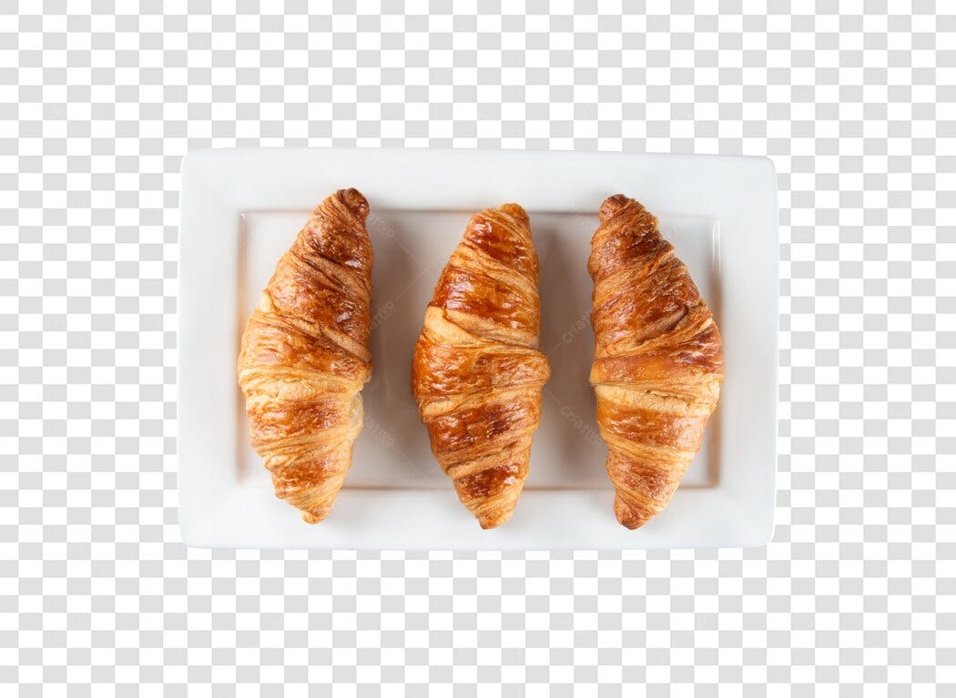 Foto de Alimento 3 Croissants Dourados em Prato Branco PNG com fundo transparente