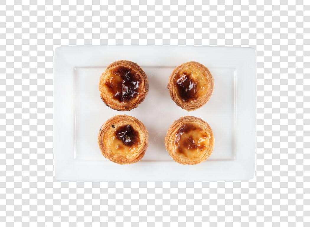 Imagem Pastéis de Nata no Prato Culinária Portuguesa PNG com fundo transparente