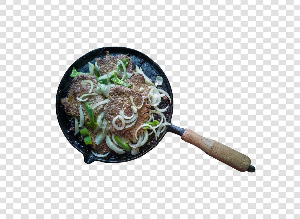 Foto de Comida Carne com Cebola Pimentão na Frigideira PNG com fundo transparente