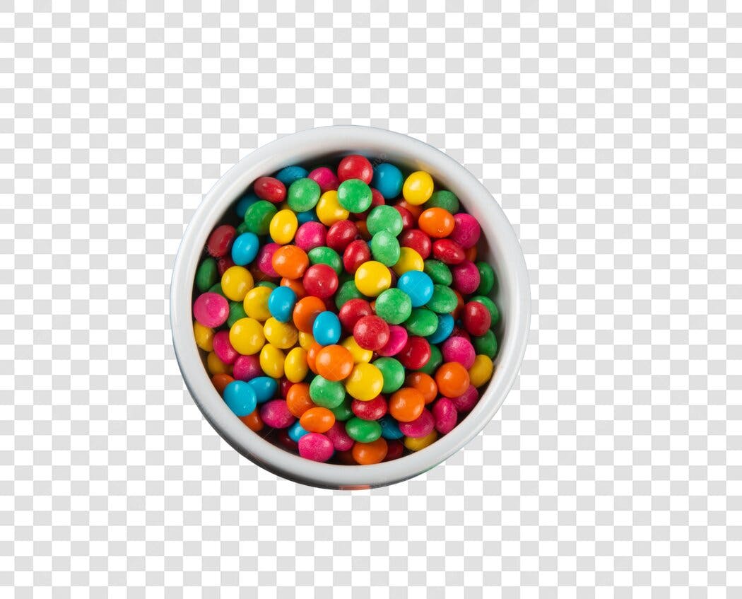 Imagem de Doces Coloridos em Tigela Branca PNG com fundo transparente