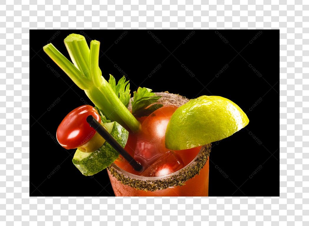 Cocktail Bloody Mary com aipo tomate e limão PNG com fundo transparente