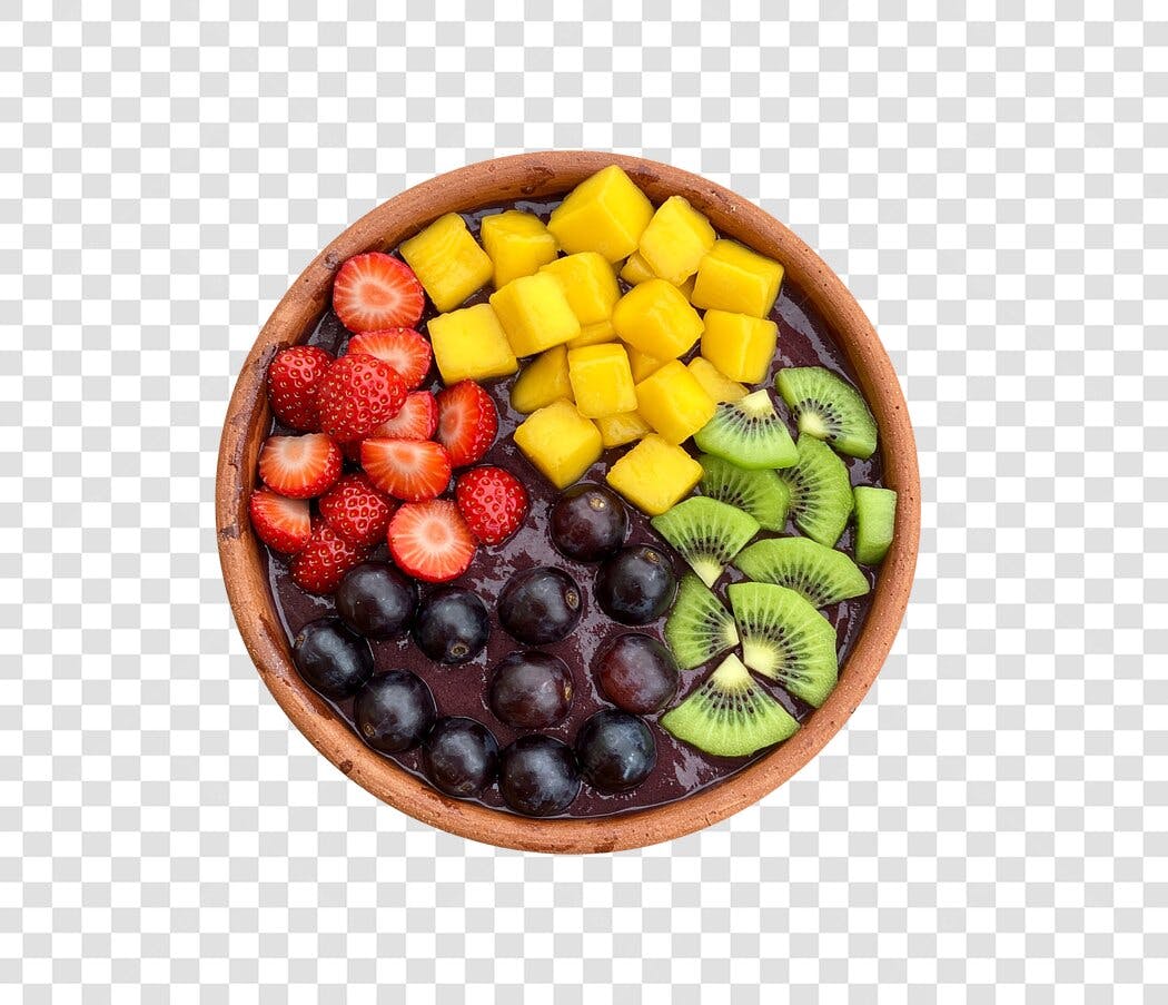 Imagem Açaí bowl com morango manga kiwi uva PNG com fundo transparente