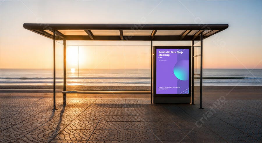Mockup Realista de Ponto de Ônibus com Outdoor Digital ao Pôr do Sol na Praia