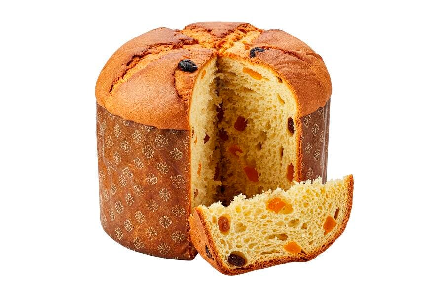 Panettone tradicional de Natal com frutas cristalizadas fatia cortada
