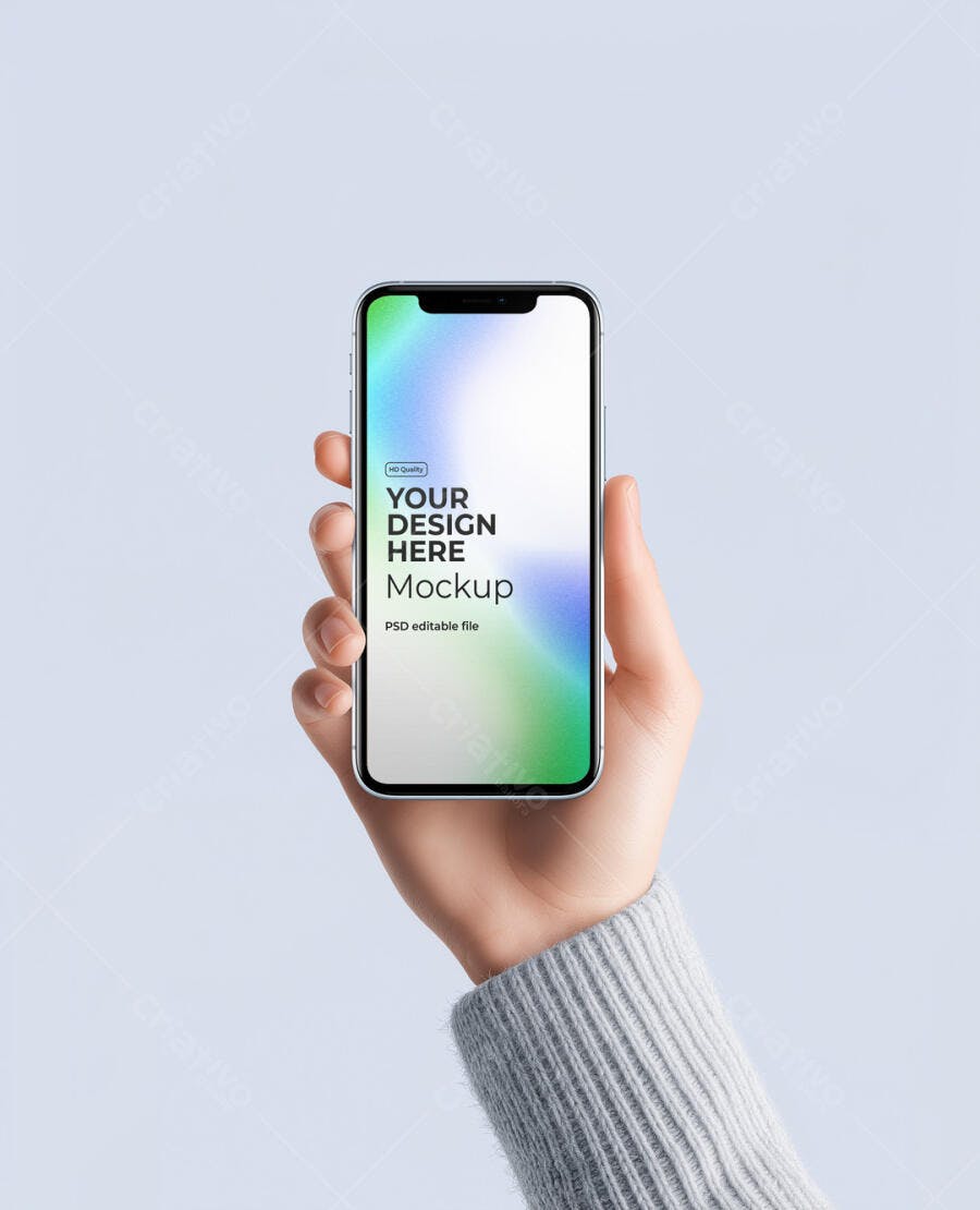 Mockup de Smartphone Moderno Segurado por Mão Feminina em Fundo Azul Claro