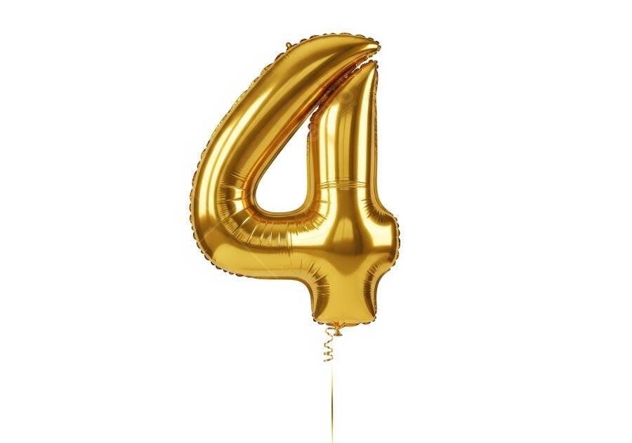 Número 4 balão dourado brilhante para aniversário e celebração festiva