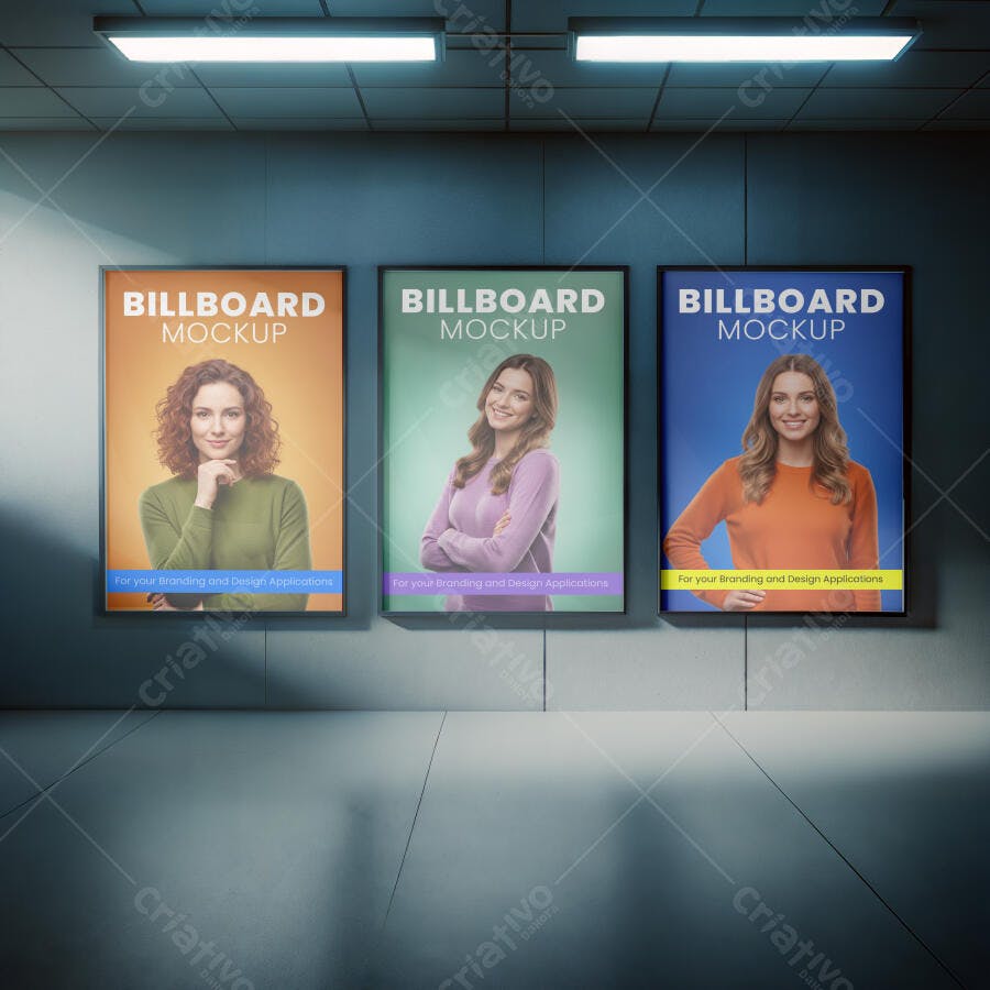 Mockup Realista 3 Painéis Publicitários Verticais Metrô com Mulheres Caucasianas Sorrindo