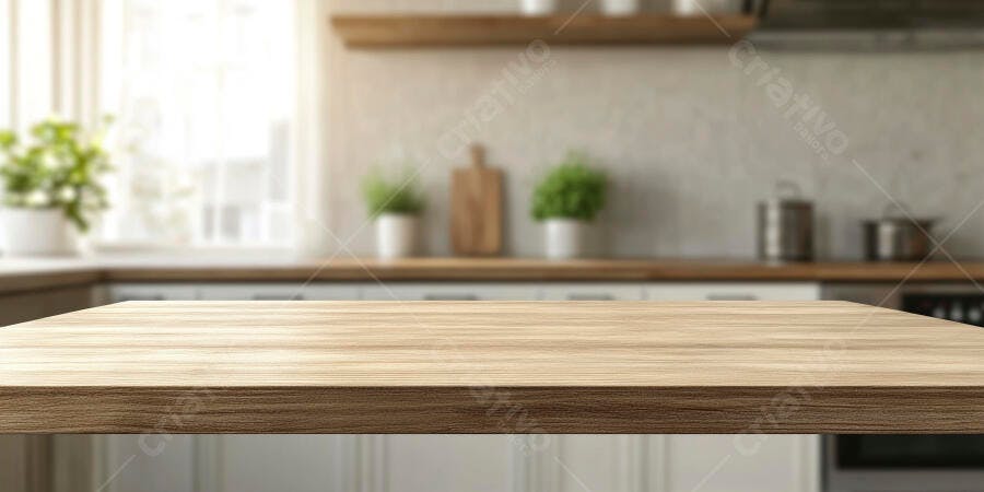 Foto Mesa de Madeira Vazia Cozinha Moderna Iluminação Natural