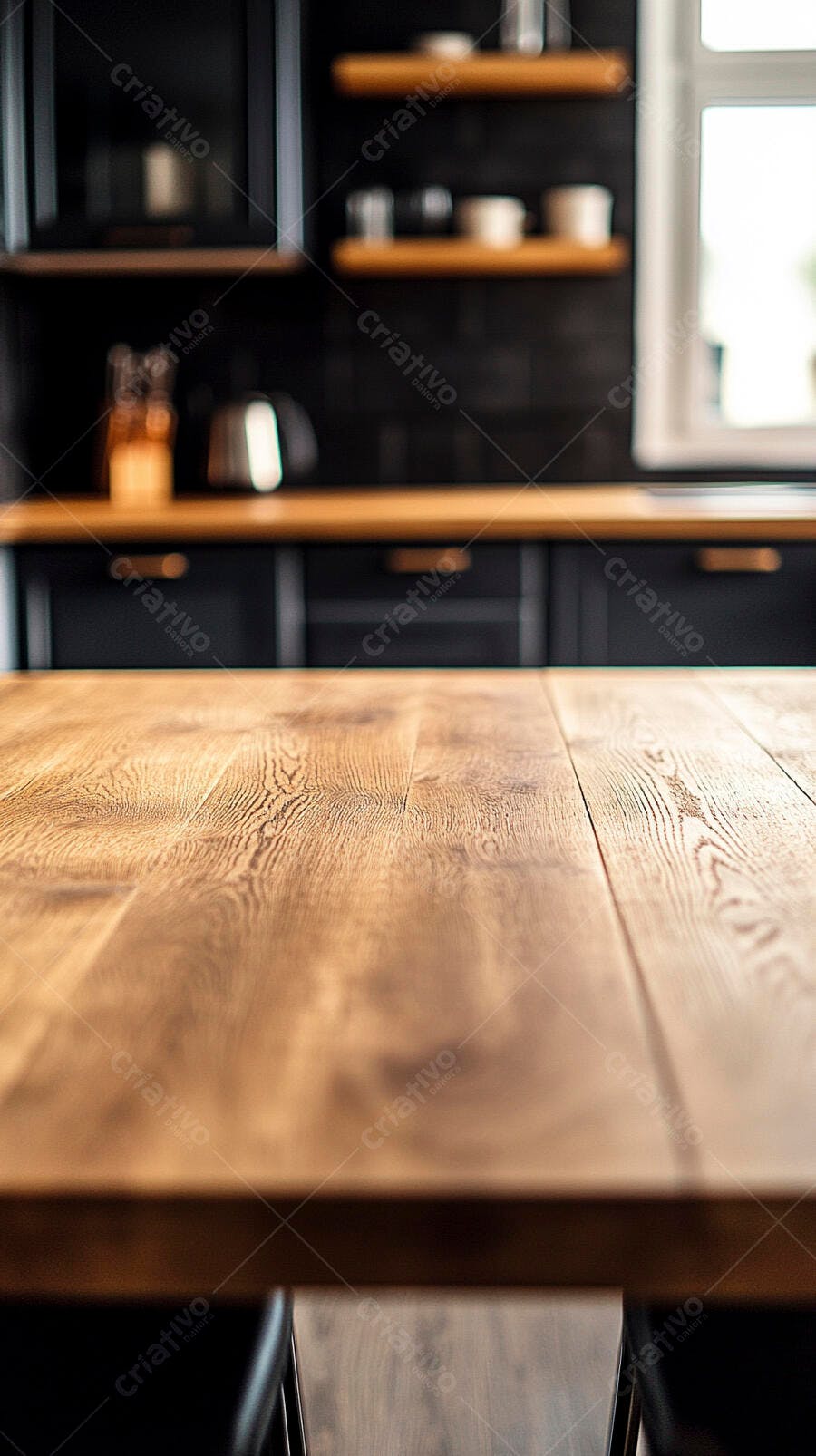 Foto Mesa de Madeira Rústica Cozinha Moderna Fundo Desfocado