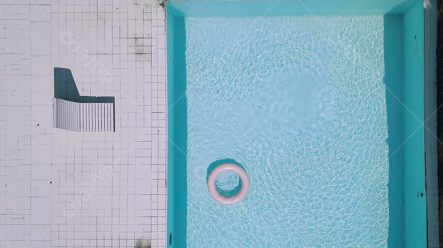 Foto Aérea Piscina Borda Infinita Boia Rosa Verão