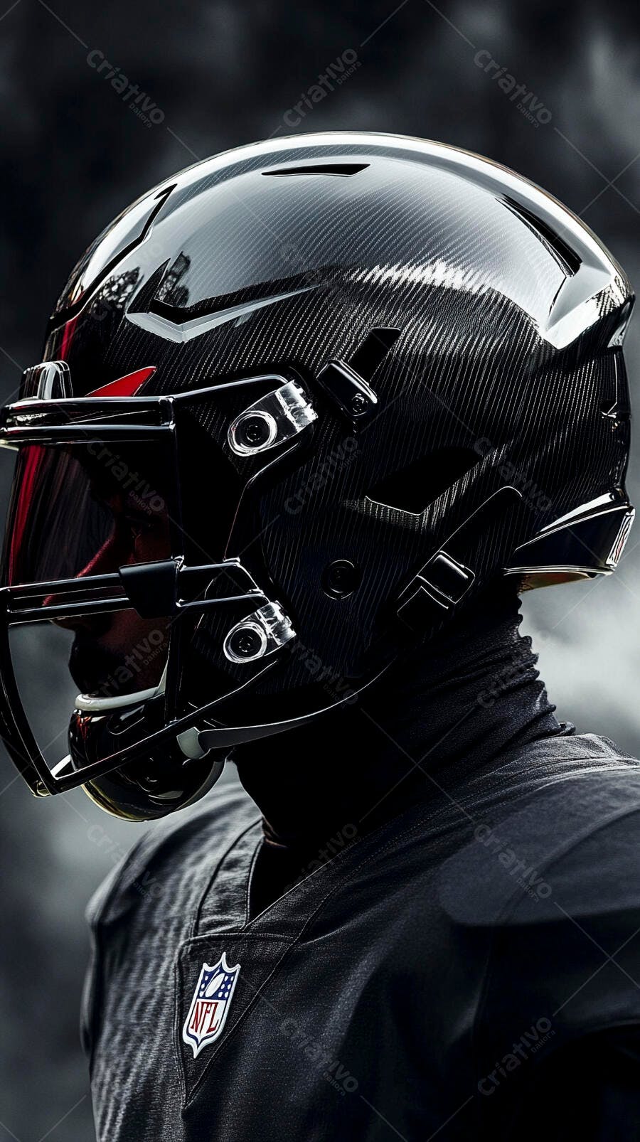 Capacete de futebol americano preto fibra de carbono em jogador profissional da NFL