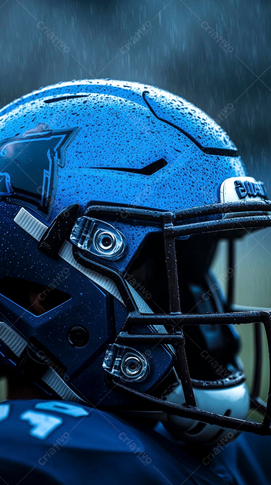 Foto Capacete Futebol Americano Azul Chuva Gotas D'água